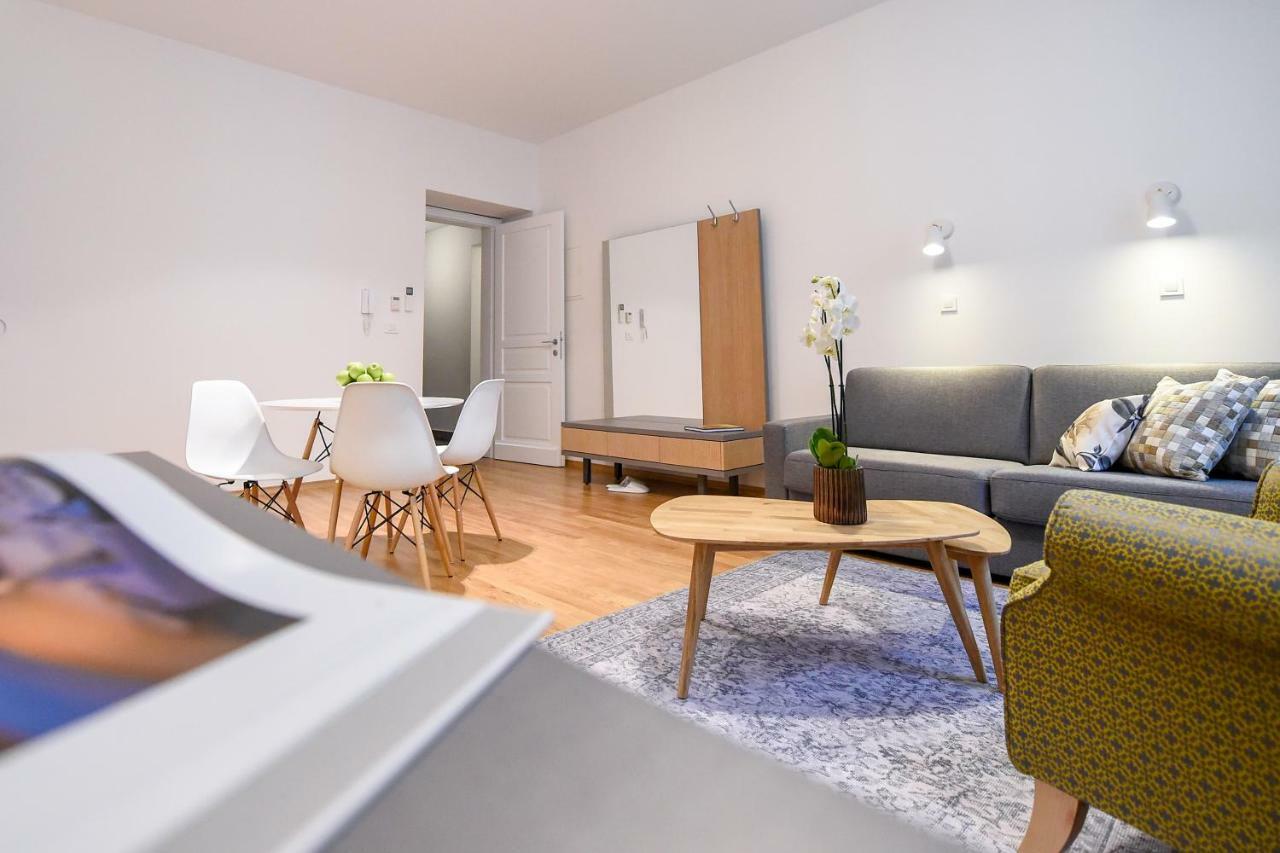 City Centre Chic Apartment Ljubljana 1/4 المظهر الخارجي الصورة